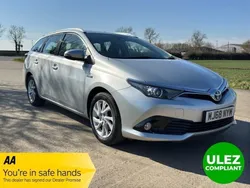 Silver Used 2018 Toyota Auris Hybrid Estate | £12,999 (Fair price)