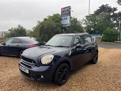 Blue with dark interior trim Used 2014 Mini Cooper SD Countryman SUV | £7,990 (Fair price)