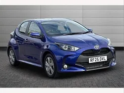 Juniper blue New 2025 Toyota Yaris Hybrid Hatchback | £19,201 (Super price)