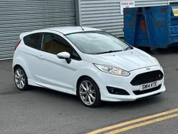 White Used 2014 Ford Fiesta Zetec Hatchback | £4,199 (Fair price)