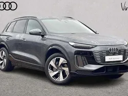 Used 2025 Audi Q6 e-tron S-Line SUV | £59,970 (Super price)