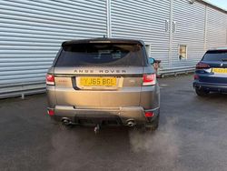 Used 2015 Land Rover Range Rover HSE Dynamic SUV | £17,495 (Good price)