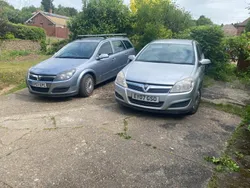 Silver/grey Used 2012 Vauxhall Astra Estate | £750 (Expensive)