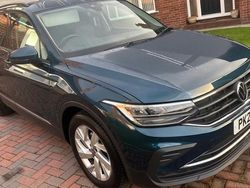 Used 2023 VW Tiguan Life SUV | £16,099 (Good price)