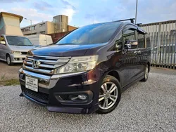 Purple Used 2013 Honda Stepwgn MPV | £11,495 (Expensive)