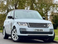 White Used 2018 Land Rover Range Rover Vogue SE SUV | £22,995 (A bit pricey)
