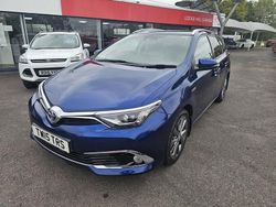 Blue Used 2018 Toyota Auris Hybrid Estate | £12,995 (A bit pricey)