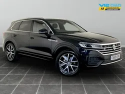 Black Used 2019 VW Touareg R-line SUV | £31,495 (Good price)