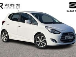 Polar white Used 2016 Hyundai ix20 SE MPV | £6,290 (Fair price)