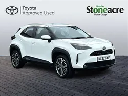 White Used 2022 Toyota Yaris Cross SUV | £22,000 (Fair price)
