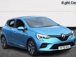 Blue celadon Used 2020 Renault Clio V Version S Hatchback | £13,699 (Fair price)