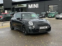 Black Used 2023 Mini Cooper S Hatch Hatchback | £23,362 (Fair price)