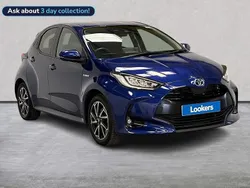 Blue Used 2021 Toyota Yaris Hybrid Design Hatchback | £14,925 (Good price)