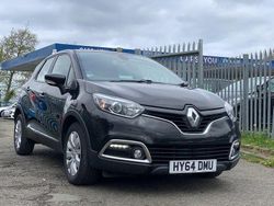 Black Used 2014 Renault Captur Expression+ SUV | £4,695 (Fair price)