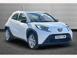 White Used 2024 Toyota Aygo PURE Hatchback | £14,799 (Fair price)