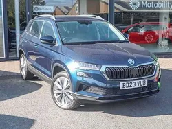 Petrol blue metallic Used 2023 Skoda Karoq SE L SUV | £23,398 (Fair price)