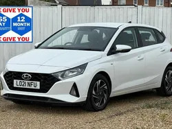 White Used 2021 Hyundai i20 SE Hatchback | £12,999 (Fair price)