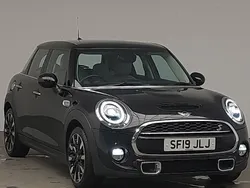 Black Used 2019 Mini Cooper S Exclusive Hatchback | £16,498 (Fair price)