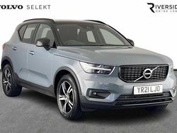 Thunder grey Used 2021 Volvo XC40 R-Design SUV | £20,690 (Fair price)