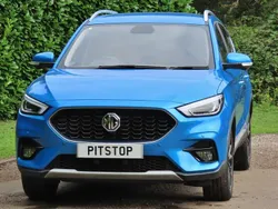 Battersea blue Used 2022 MG ZS Exclusive Sedan | £15,800 (Fair price)