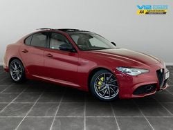 Red Used 2017 Alfa Romeo Giulia Veloce Sedan | £13,995 (Super price)