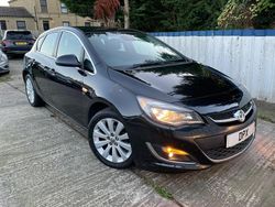 Black Used 2015 Vauxhall Astra Elite Hatchback | £2,990 (Super price)