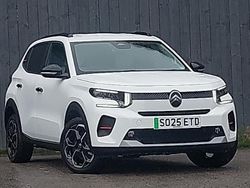 Special solid polar white New 2025 Citroën e-C3 Hatchback | £18,498 (Good price)