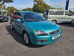 Green Used 2008 Ford Focus Zetec Hatchback | £3,295 (A bit pricey)
