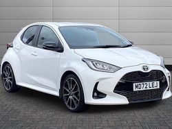 Pure white Used 2023 Toyota Yaris Hybrid Sport Hatchback | £18,491 (Fair price)