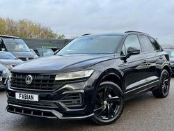 Black Used 2019 VW Touareg R-line SUV | £24,999 (Fair price)