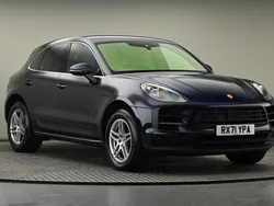 Night blue Used 2021 Porsche Macan SUV | £42,200 (Fair price)