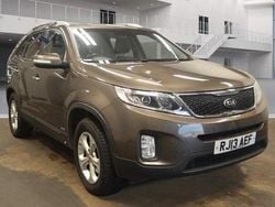 Brown Used 2013 Kia Sorento 2 SUV | £2,000 (Super price)
