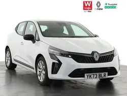 White Used 2024 Renault Clio V Evolution Hatchback | £16,899 (Fair price)