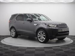 Grey Used 2018 Land Rover Discovery 5 HSE Luxury SUV | £23,995 (Expensive)