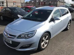 Silver metallic Used 2014 Vauxhall Astra Elite Estate | £2,995 (Fair price)