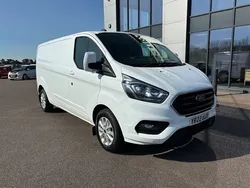 White Used 2022 Ford Transit Custom Limited | £23,394