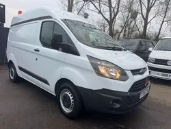 White Used 2016 Ford Transit Custom | £7,490 (Fair price)