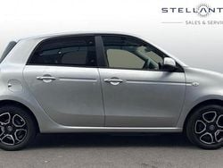 Blue Used 2018 Smart ForFour Electric Drive Premium | £6,402 (Good price)