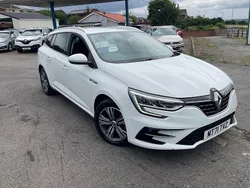 White Used 2022 Renault Mégane GrandTour Iconic Estate | £6,995 (Good price)