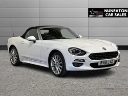 White Used 2018 Fiat 124 Spider Lusso Plus Cabriolet | £14,300 (Fair price)