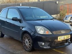 Black Used 2006 Ford Fiesta Zetec Hatchback | £599 (Super price)