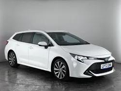 White Used 2022 Toyota Corolla Design Estate | £20,400 (Fair price)