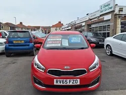 Red Used 2015 Kia Ceed 2 Hatchback | £9,995 (A bit pricey)