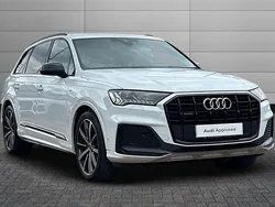 Glacier white Used 2023 Audi Q7 Black Edition SUV | £50,799 (Fair price)