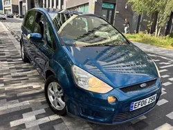 Blue Used 2006 Ford S-MAX Zetec MPV | £1,500 (Fair price)