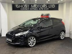 Black Used 2014 Ford Fiesta Zetec Hatchback | £3,995 (Fair price)