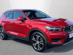 Fusion red Used 2022 Volvo XC40 Inscription SUV | £27,995 (Expensive)