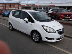 White Used 2017 Vauxhall Meriva MPV | £6,450 (Expensive)