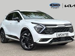 White Used 2024 Kia Sportage GT-Line SUV | £23,999 (Good price)