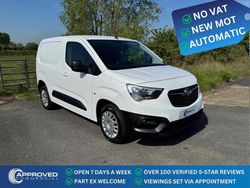 White Used 2022 Vauxhall Combo MPV | £11,250 (Super price)